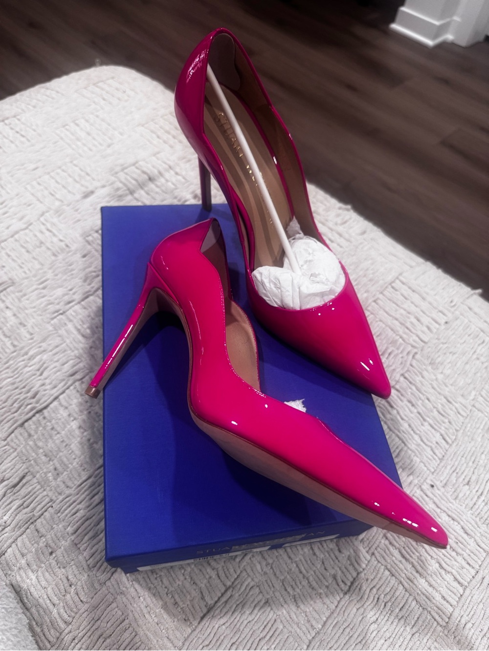 Stuart Weitzman Hot Pink Patent Pointed-Toe Stiletto Pumps - Picture 2 of 3